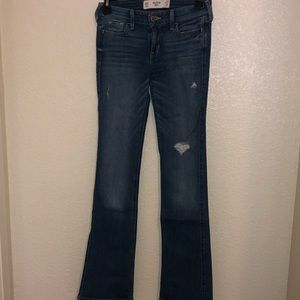 Hollister- Boot cut jeans